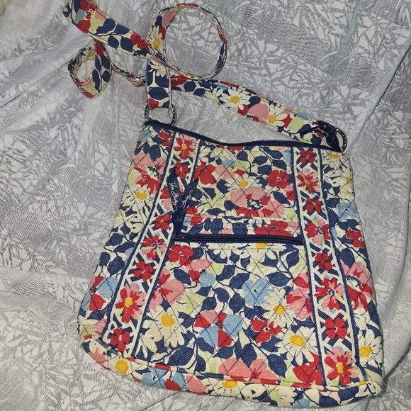 Vera Bradley Womens Scattered Wildflowers Crossbody Bag Blue Fabric Quilted GUC - Picture 1 of 5